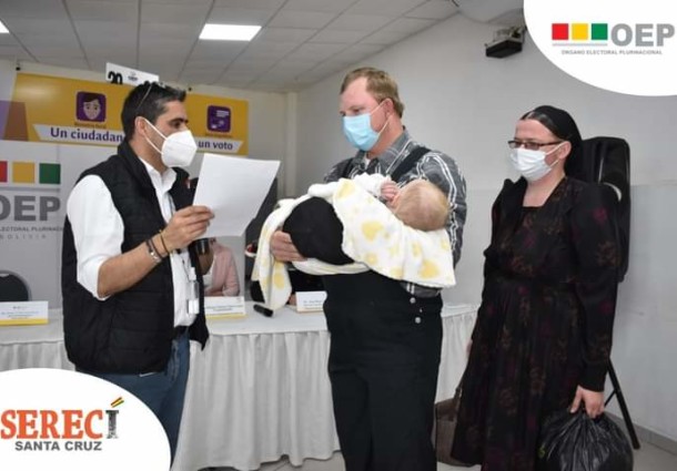 Santa Cruz: 8.600 niñas y niños de las colonias menonitas recibirán su partida de nacimiento