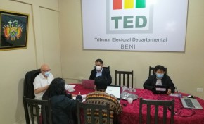 Sala Plena del TSE sesiona en la ciudad de Trinidad