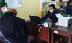 Campaña: vecinos de cinco zonas de El Alto se benefician con inscripciones, saneamientos y certificaciones del Serecí
