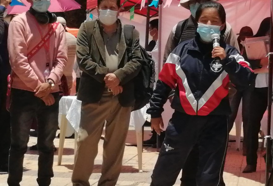 0e8ddf9a-489b-44a1-814c-c02359457901