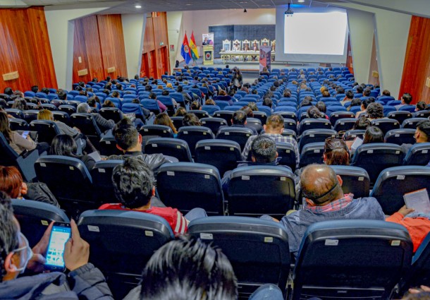 Serecí capacita a más de 200 abogados en trámites registrales