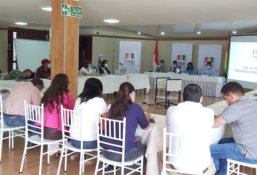 c1946e16-d9f7-4c36-aea9-a6c821ea44e3