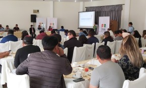 Por el mes de las democracias, TED Tarija socializa la democracia intercultural con más de 85 periodistas