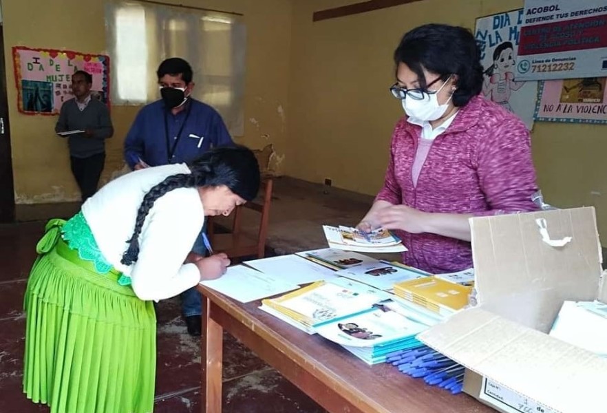 ASISTENTES A CONVERSATORIO 2