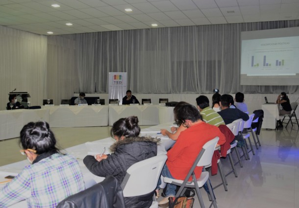 TED Cochabamba concluye el ciclo de conversatorios sobre democracia intercultural y paritaria
