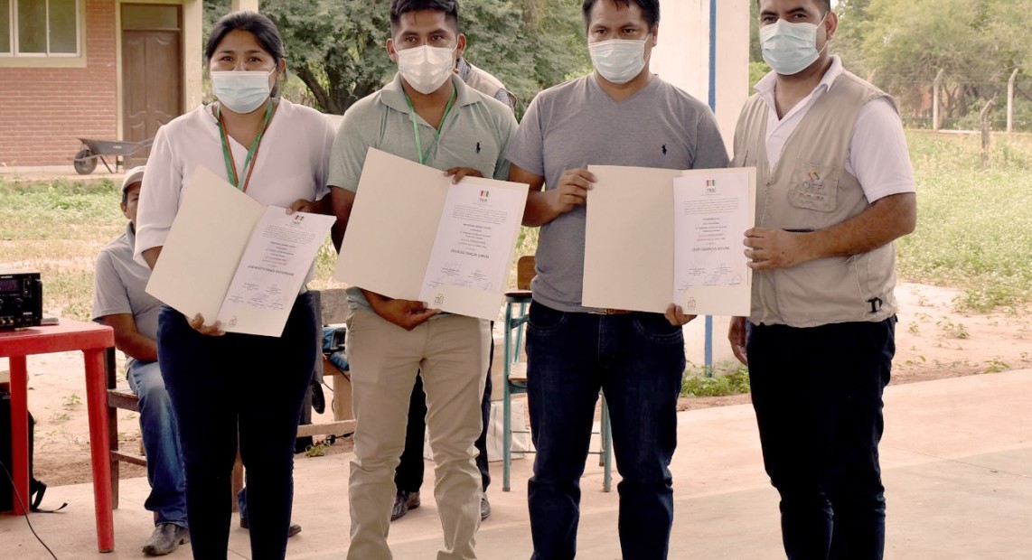 Entrega de credenciales Charagua 2