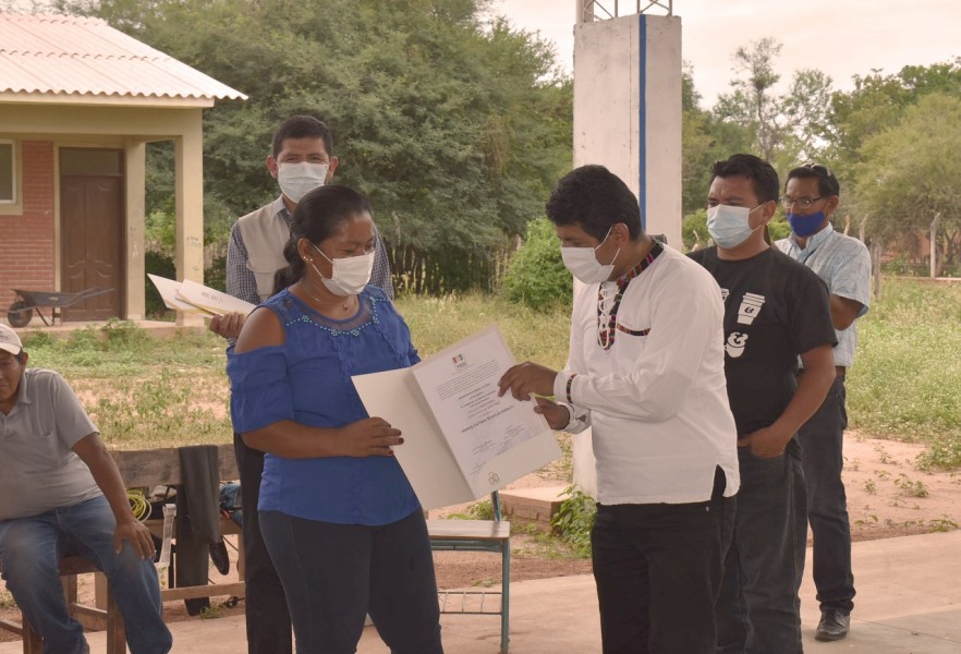 Entrega de credenciales Charagua 7