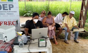 TSE moviliza brigada del Serecí de Pando para llevar una campaña de saneamiento y certificación a la comunidad Sujal