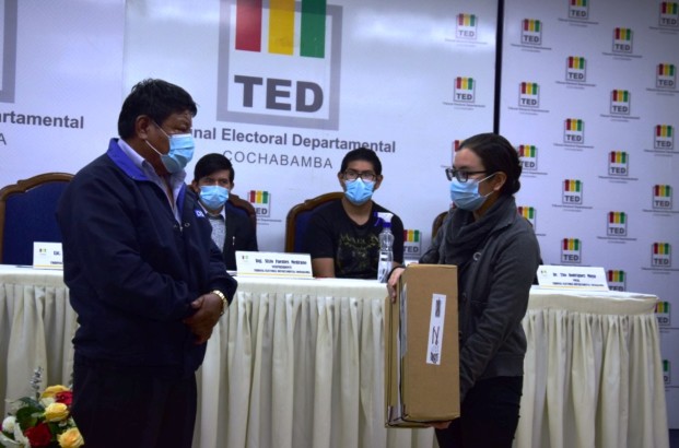 Maletas Elect Cbba 007