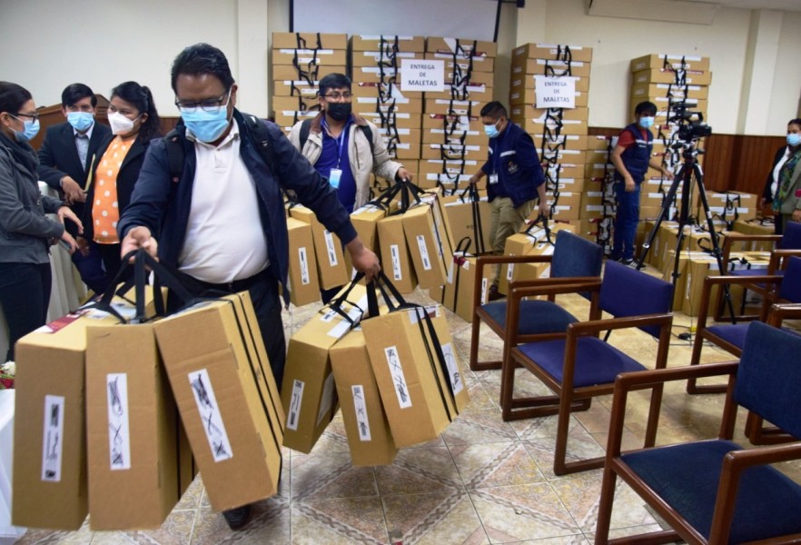 Maletas Elect Cbba 008