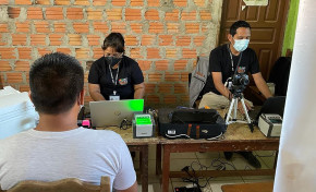 Pando: Estudiantes y vecinos del colegio Manuela Rojas de Domínguez se benefician con campaña registral y empadronamiento