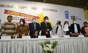 Cumbre Nacional contra el Acoso y la Violencia Política concluye con  la firma de un acuerdo interinstitucional para luchar contra este flagelo