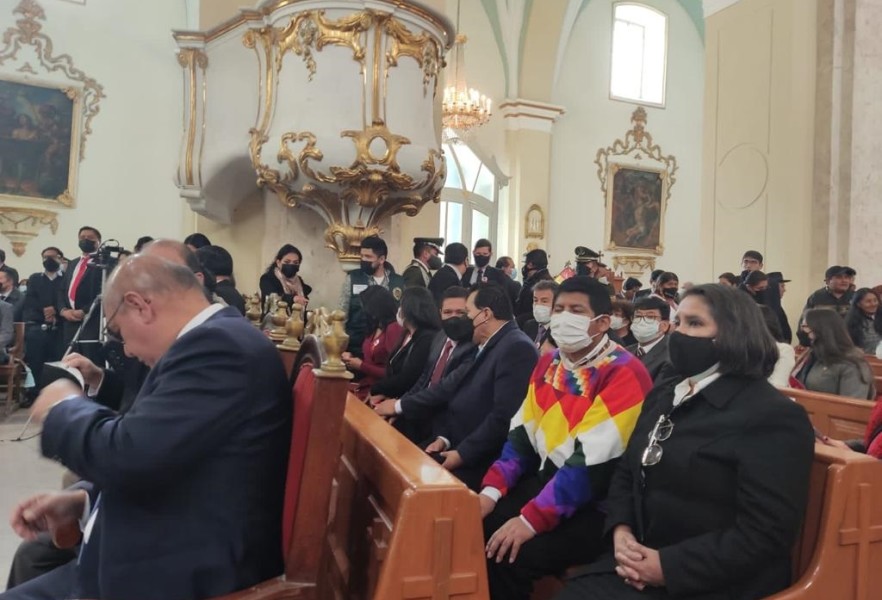 SUCRE Vocales del TSE en Catedral