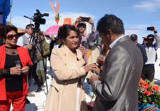 Serecí Potosí: 25 parejas se darán el “sí” en plaza 10 de Noviembre de la Villa Imperial