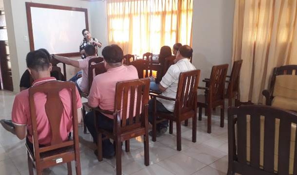 La UTF del TSE se reúne con delegados y responsables económicos de las organizaciones políticas del Beni