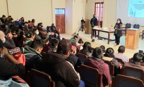 TED Chuquisaca: estudiantes de escuelas de maestros acceden a la socialización del curso de Fortalecimiento de la Democracia Intercultural