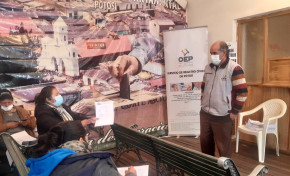 Oficiales de Registro Civil de Uncía y Ravelo son supervisados y capacitados para mejorar el servicio al usuario