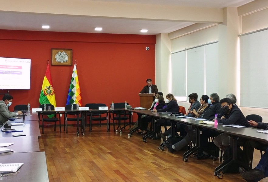 Vocal Chuquimia en Min Ed y rectores de U Priv