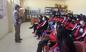 Serecí: estudiantes de la UE Independencia en Uncía reciben capacitación en derecho a la identidad