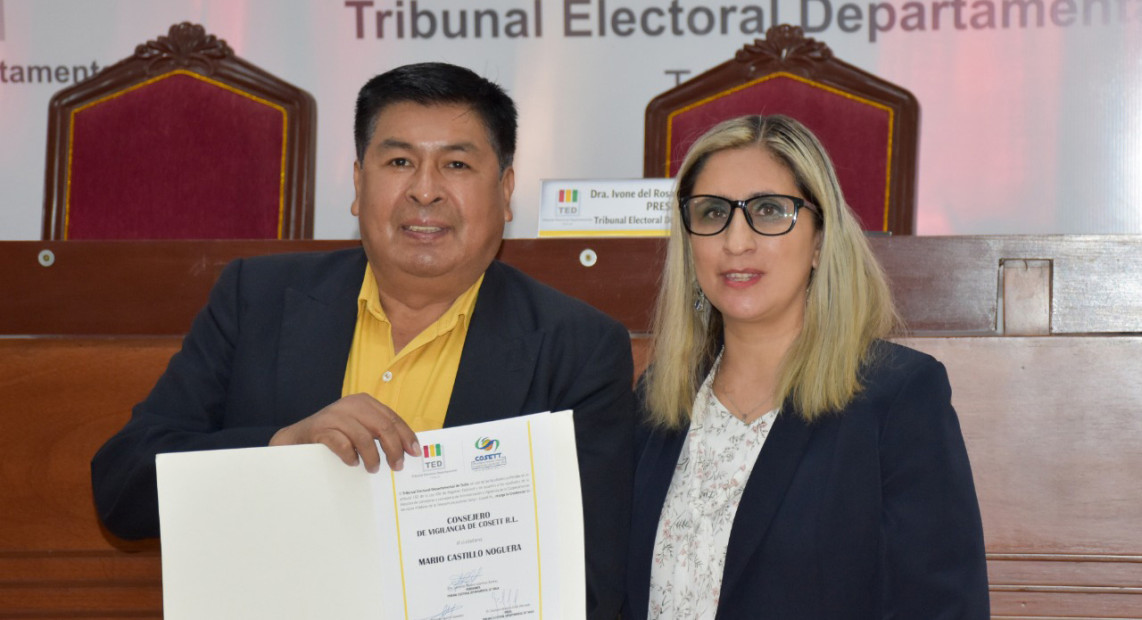 CREDENCIALES_COSETT_07