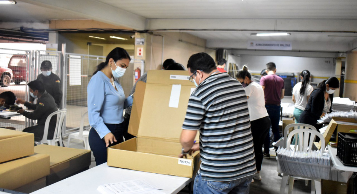 SCZ_MALETAS_ELECTORALES_02