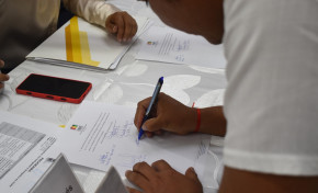 El TED Santa Cruz, candidatos y organizaciones políticas suscriben el Acuerdo de Paz por una Elección Segura