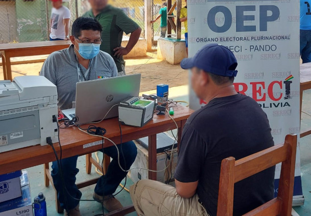 Serecí Pando ofrece servicios registrales en el Recinto Penitenciario Modelo de Villa Busch