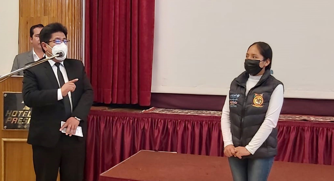 LPZ_CREDENCIALES_GOB_ESTUDIANTILES_02