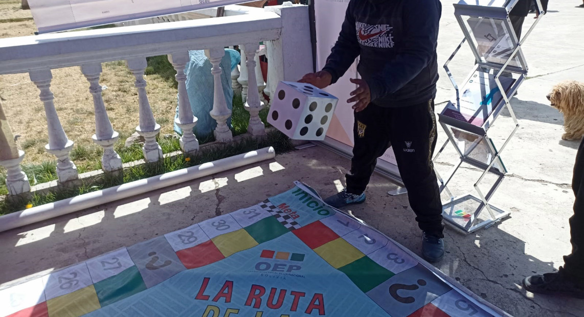 LPZ_LAJA_FERIADELAS DEMOCRACIAS_06