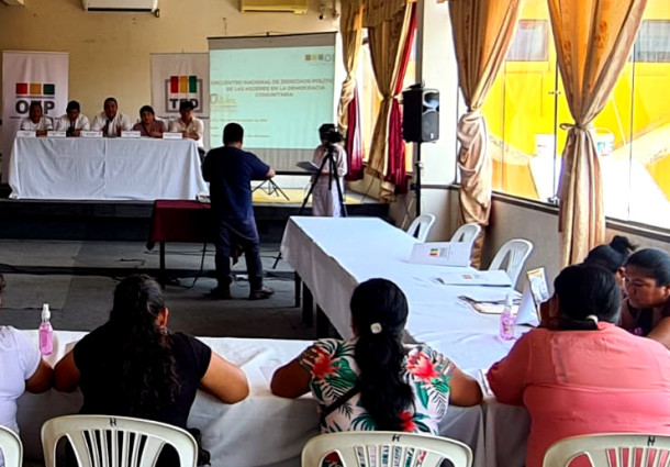 TSE realiza encuentro nacional con mujeres líderes de tierras bajas para evaluar sus derechos políticos en el marco de la democracia comunitaria