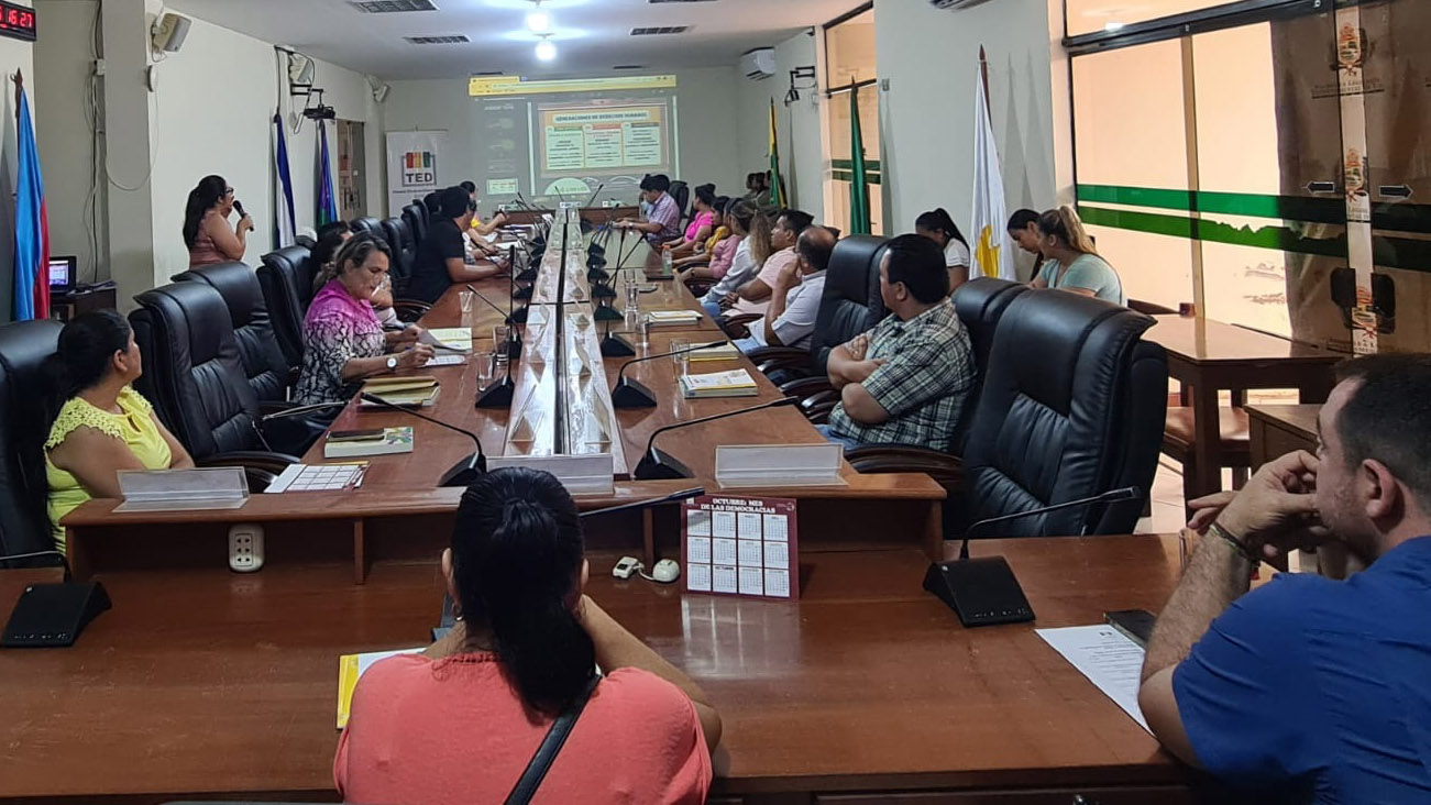 BENI_TALLER_ASAMBLEÍSTAS_01