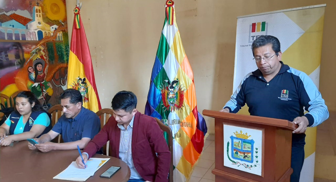 CHUQ_TALLERES_LEY_243_03