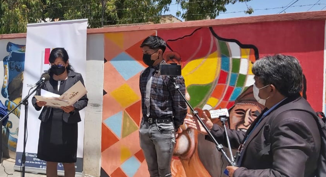 PTSI_MURAL_GRUPO_JOVENES_03