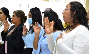 EN PRESENCIA DE AUTORIDADES DEL TSE Y DEL TED SANTA CRUZ SE POSESIONÓ A CUATRO NUEVAS OFICIALES DE REGISTRO CIVIL