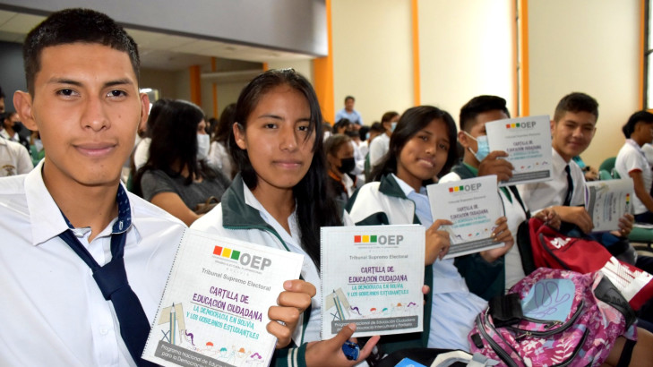 ESTUDIANTES_DE_YACUIBA