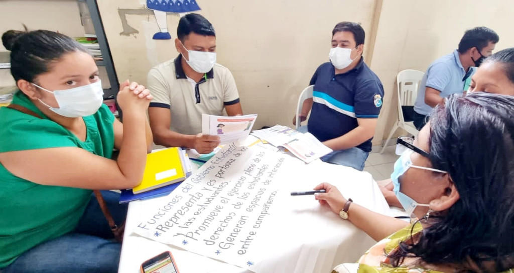 Maestros capacitandose_SCZ