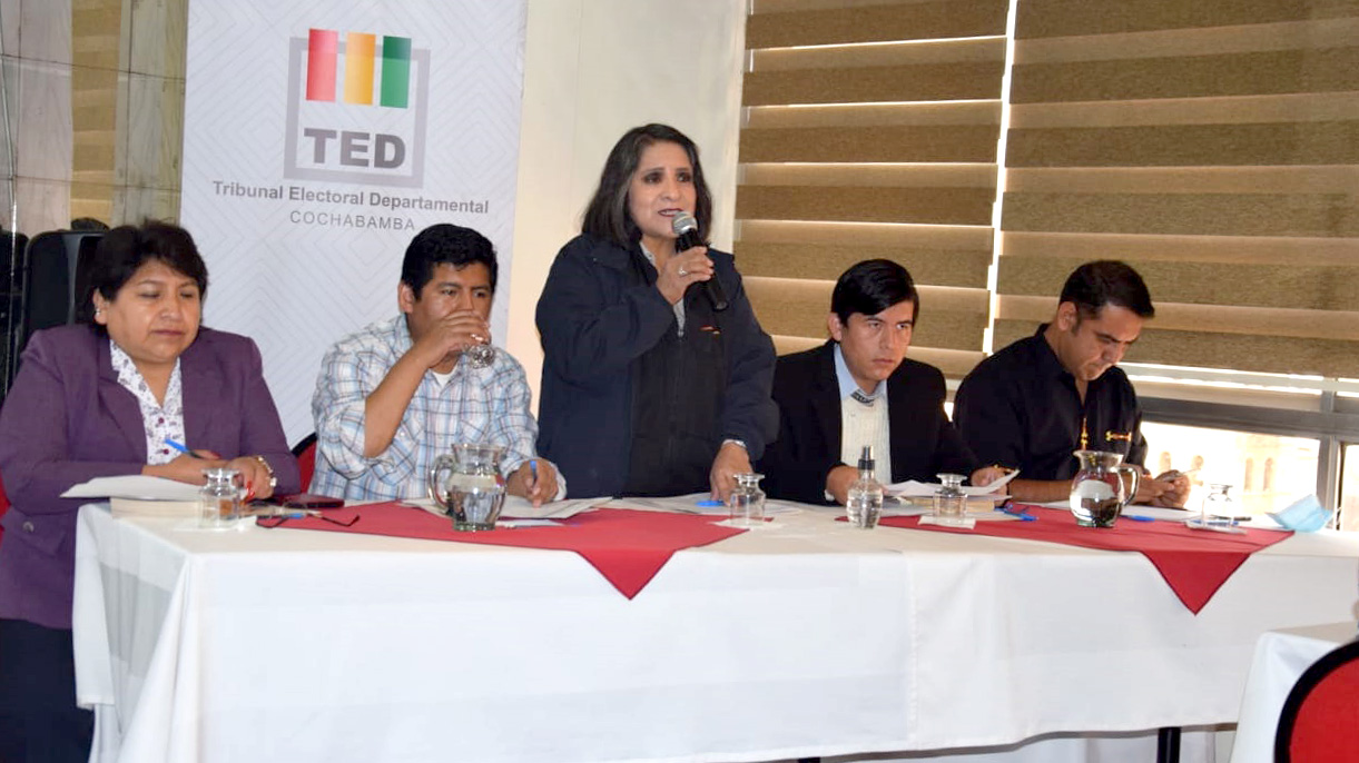 Presidenta vocales del TSE y TED