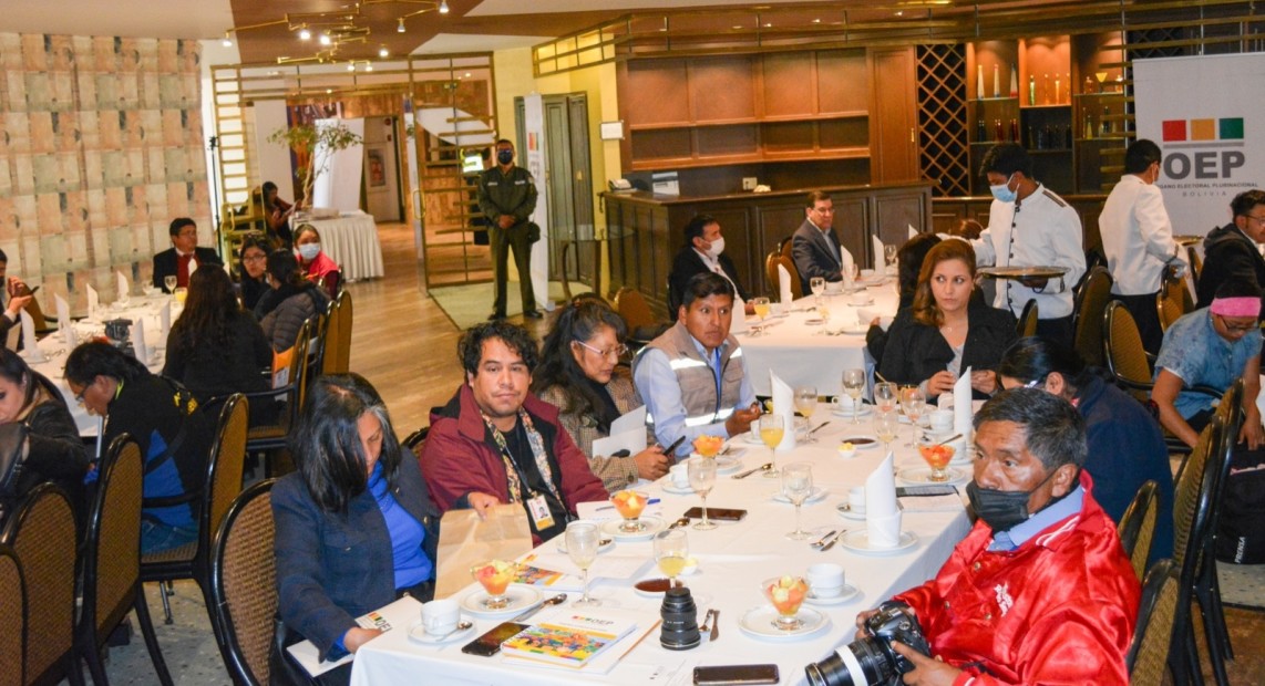 Desayuno_periodistas_PEB_04