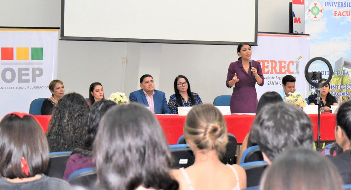 PRESIDENTA_TED_SCZ_UAGRM