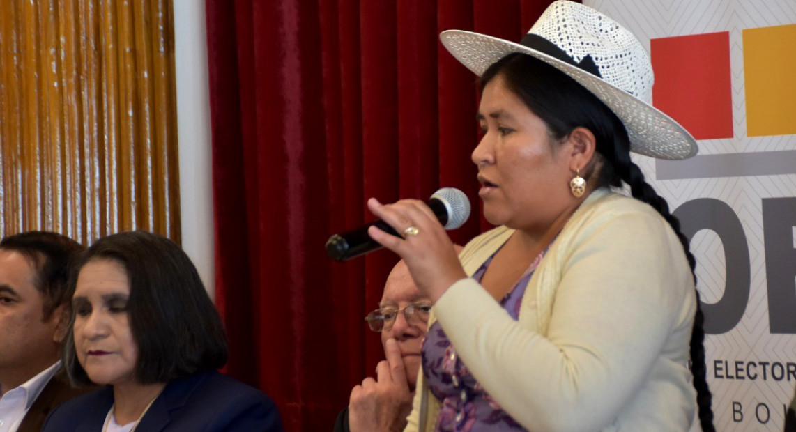 Presidenta_de_Acobol_Gregoria_Hinojosa