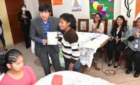 Serecí entrega 18 certificados de nacimiento a casas de acogida del Sedeges Chuquisaca
