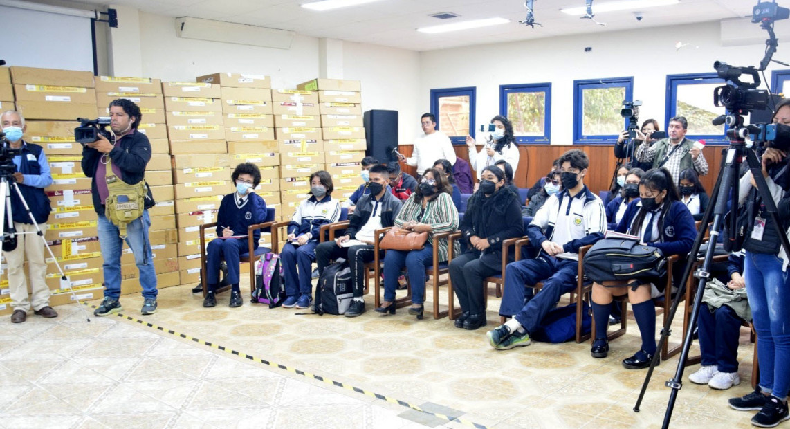 TED_CBBA_MALETAS_GOB_EST_01