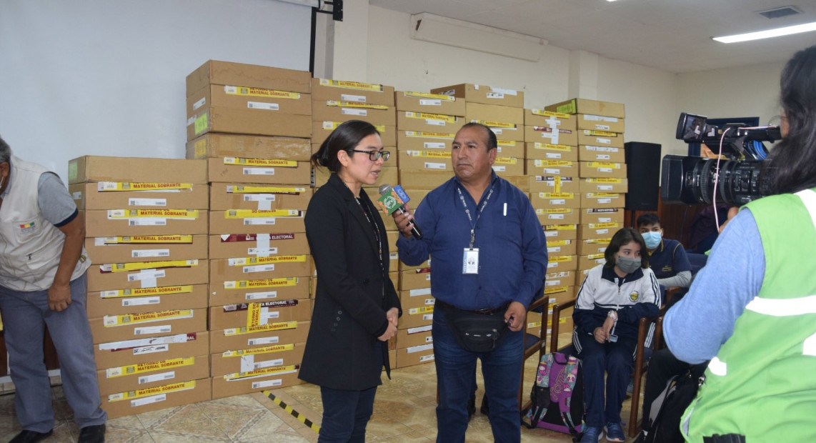 TED_CBBA_MALETAS_GOB_EST_04