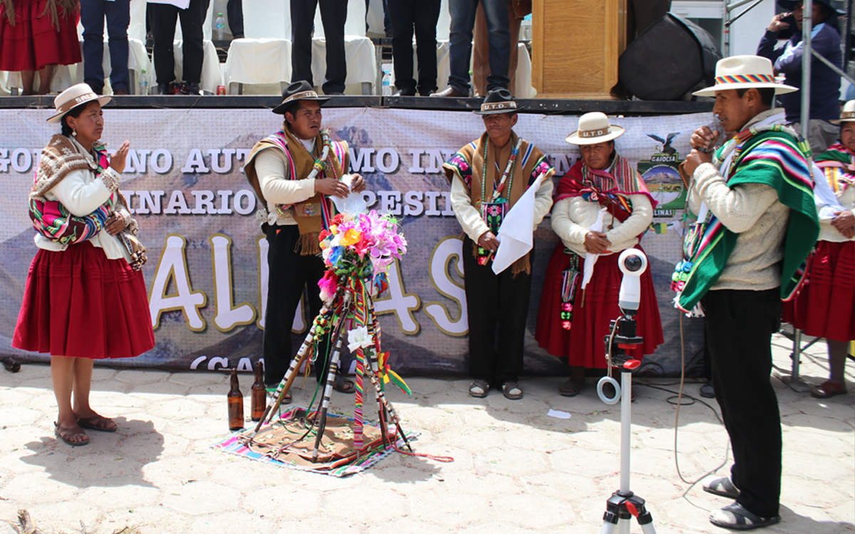 TED_ORURO_Qamachi_03