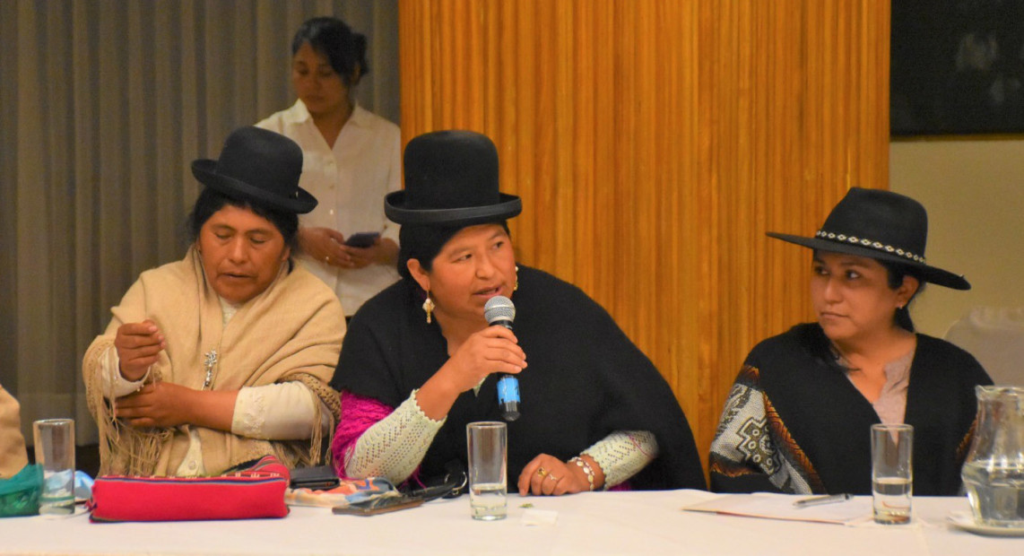 TSE_DIAGLOGO_MUJERES_06