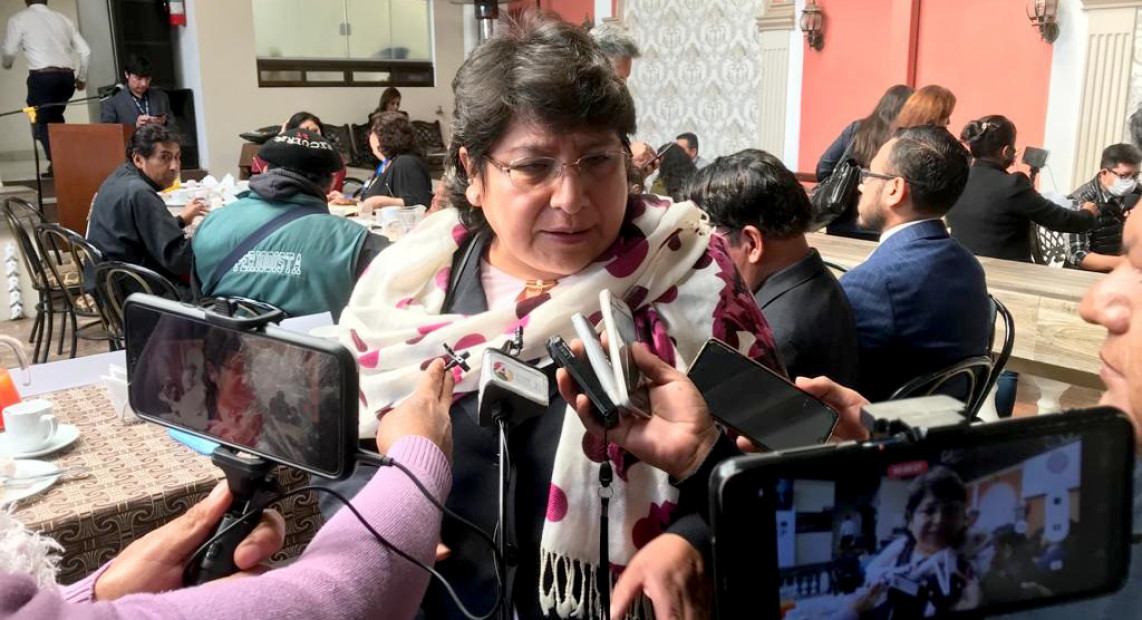 VOCAL_TSE_CHUQUIMIA_CON_LA_PRENSA