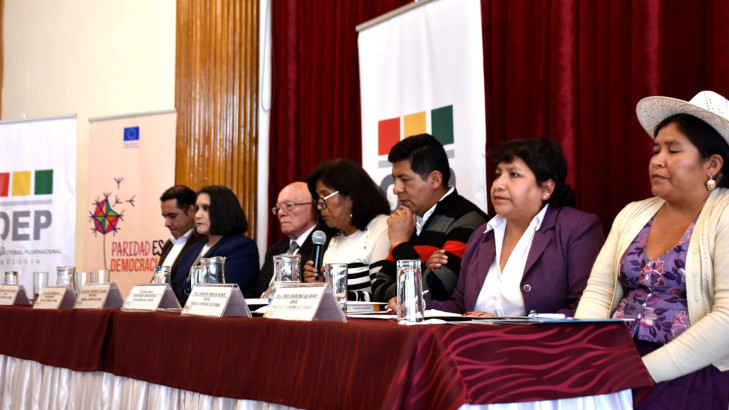 Vocales_TSE_firma de convenio