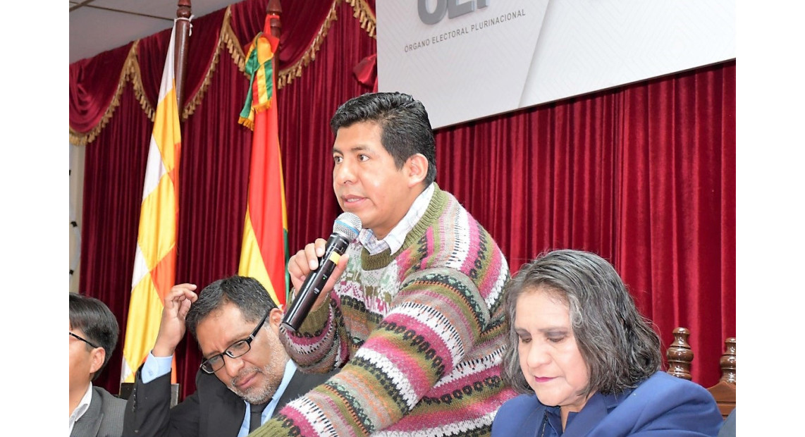 MESA_MULTIPARTIDARIA_ORURO_04