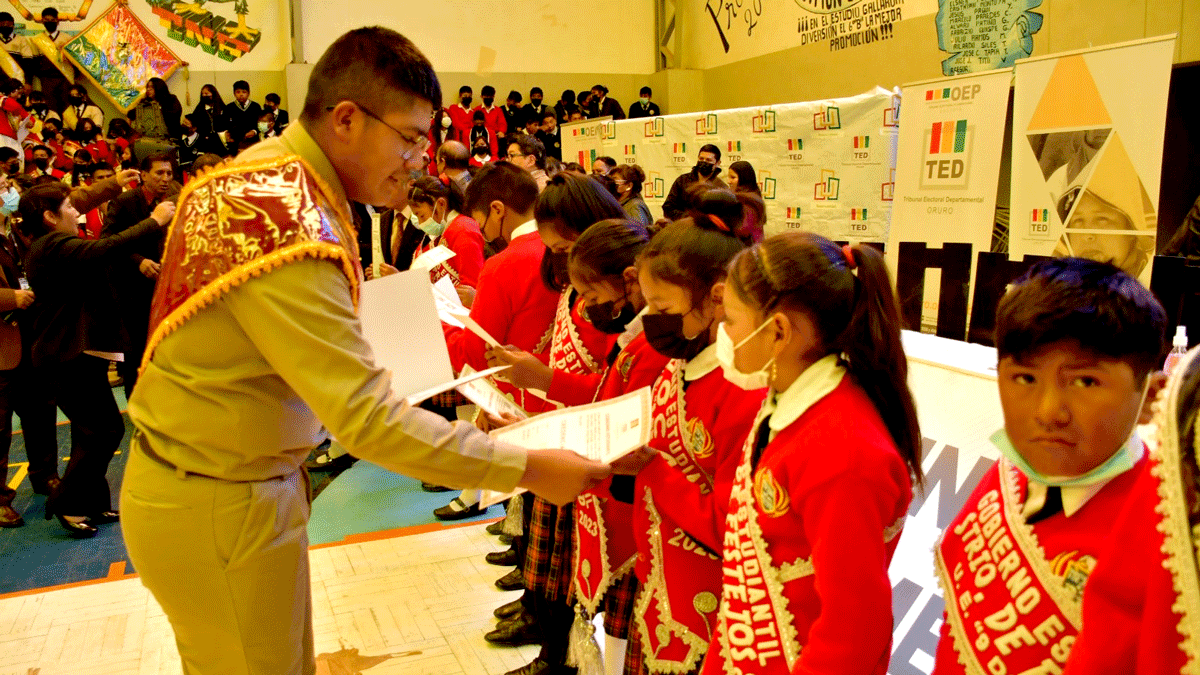 TED-ORURO-GOB-EST-CREDENCIALES-03-ok
