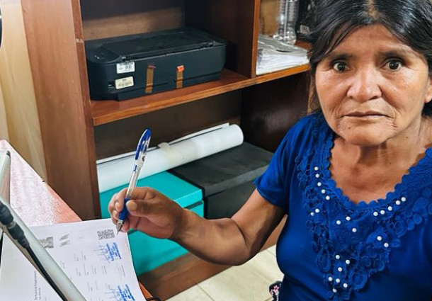 Tras 54 años sin certificado de nacimiento el Serecí Pando le entrega su documento y la incorporan al PEB